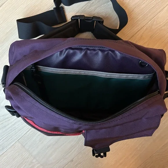 Tom Bihn Discontinued Retired Le Grand Derriere Hip Pack Purple Red Rare US Made - Picture 8 of 16